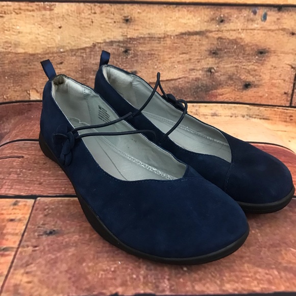 womens navy blue mary jane shoes